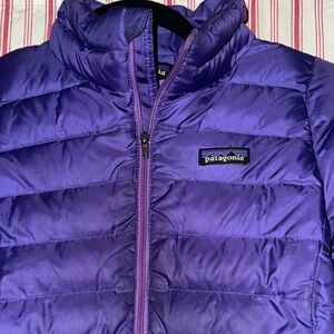 Patagonia Kids Vibrant Purple Puffer Coat. Kids size 10. Read description